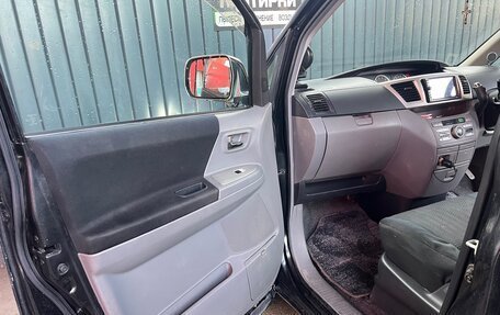 Toyota Voxy II, 2007 год, 1 000 000 рублей, 15 фотография