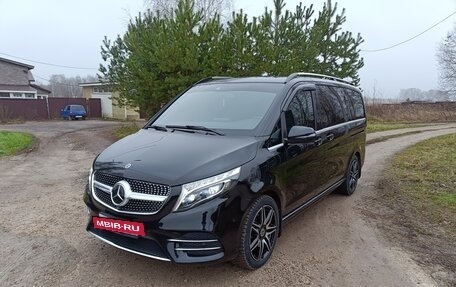 Mercedes-Benz V-Класс, 2019 год, 7 450 000 рублей, 2 фотография