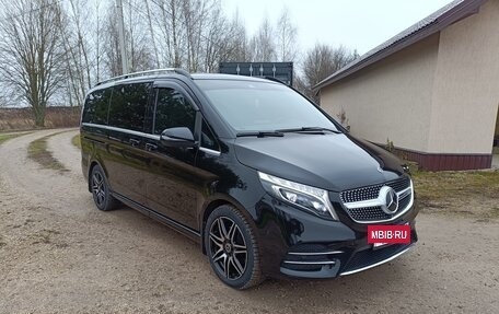 Mercedes-Benz V-Класс, 2019 год, 7 450 000 рублей, 11 фотография