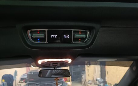 Mercedes-Benz V-Класс, 2019 год, 7 450 000 рублей, 25 фотография