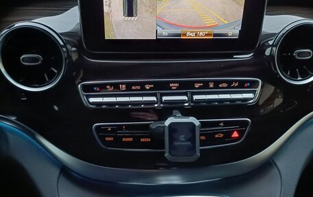 Mercedes-Benz V-Класс, 2019 год, 7 450 000 рублей, 26 фотография