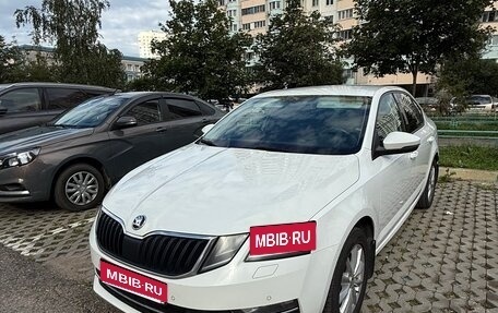 Skoda Octavia, 2017 год, 1 850 000 рублей, 5 фотография