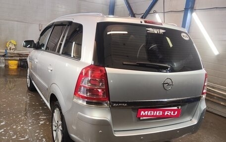 Opel Zafira B, 2012 год, 650 000 рублей, 6 фотография