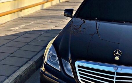 Mercedes-Benz E-Класс, 2011 год, 1 500 000 рублей, 8 фотография