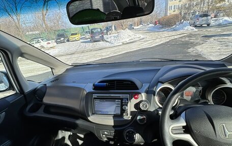 Honda Fit III, 2011 год, 650 000 рублей, 5 фотография