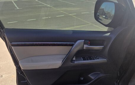 Toyota Land Cruiser 200, 2008 год, 2 650 000 рублей, 9 фотография