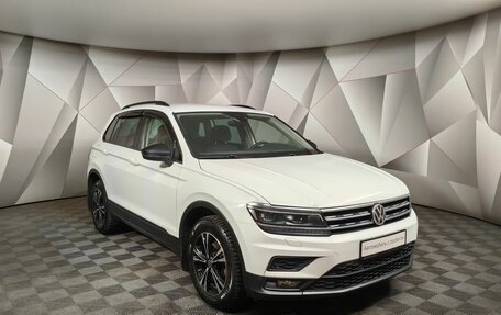 Volkswagen Tiguan II, 2020 год, 1 995 000 рублей, 3 фотография