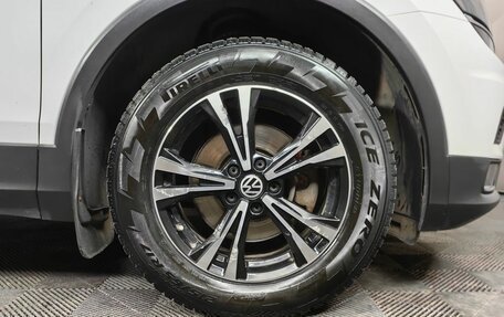 Volkswagen Tiguan II, 2020 год, 1 995 000 рублей, 9 фотография