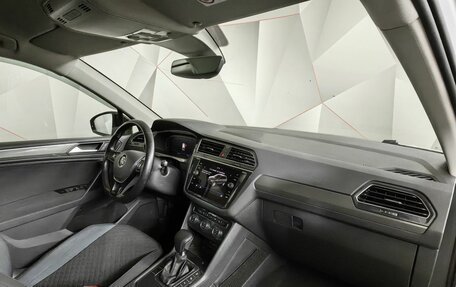 Volkswagen Tiguan II, 2020 год, 1 995 000 рублей, 11 фотография