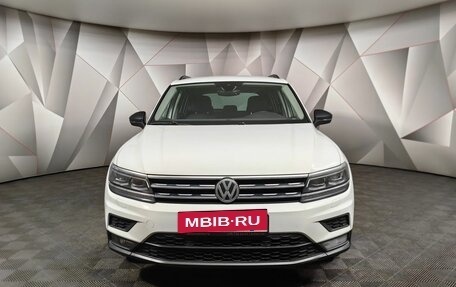 Volkswagen Tiguan II, 2020 год, 1 995 000 рублей, 7 фотография