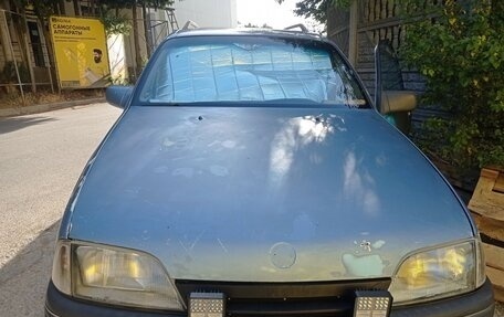 Opel Omega A, 1989 год, 169 000 рублей, 3 фотография