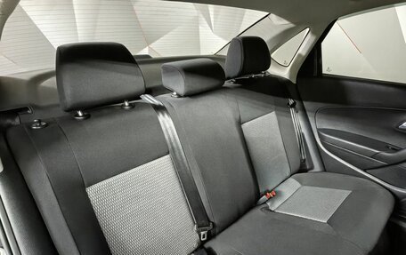 Volkswagen Polo VI (EU Market), 2013 год, 750 000 рублей, 16 фотография