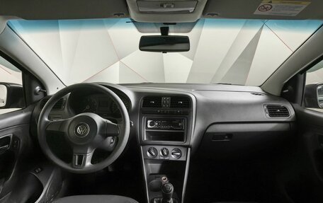 Volkswagen Polo VI (EU Market), 2013 год, 750 000 рублей, 13 фотография