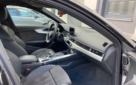 Audi A4, 2017 год, 3 325 000 рублей, 5 фотография