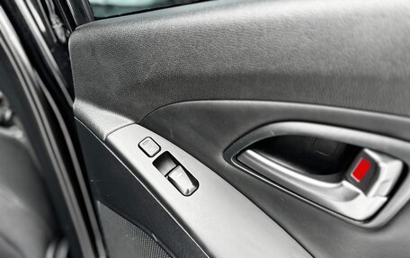 Hyundai ix35 I рестайлинг, 2015 год, 1 265 000 рублей, 13 фотография