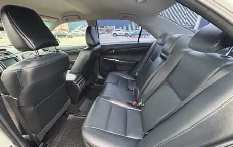 Toyota Camry, 2015 год, 2 950 000 рублей, 6 фотография