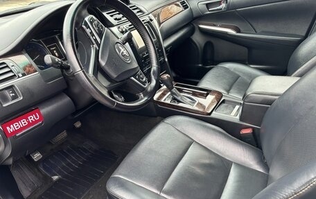 Toyota Camry, 2015 год, 2 950 000 рублей, 2 фотография