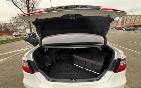 Toyota Camry, 2015 год, 2 950 000 рублей, 7 фотография