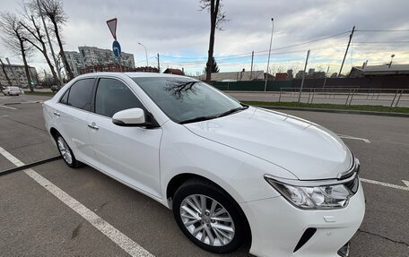 Toyota Camry, 2015 год, 2 950 000 рублей, 9 фотография