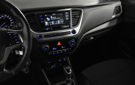 Hyundai Solaris II рестайлинг, 2017 год, 1 249 000 рублей, 19 фотография