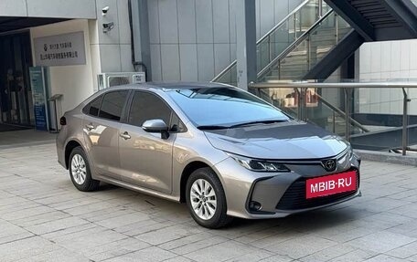 Toyota Corolla, 2022 год, 1 220 000 рублей, 2 фотография