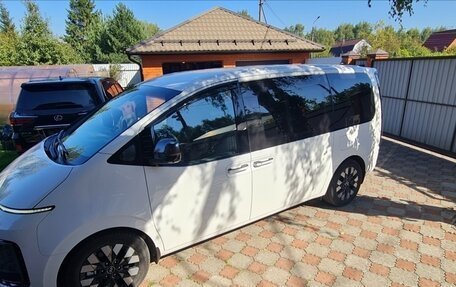 Hyundai Staria, 2021 год, 5 500 000 рублей, 8 фотография