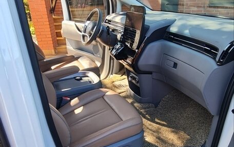 Hyundai Staria, 2021 год, 5 500 000 рублей, 23 фотография