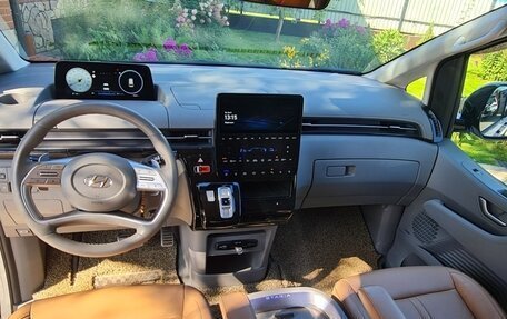 Hyundai Staria, 2021 год, 5 500 000 рублей, 25 фотография