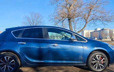 Opel Astra J, 2011 год, 850 000 рублей, 7 фотография