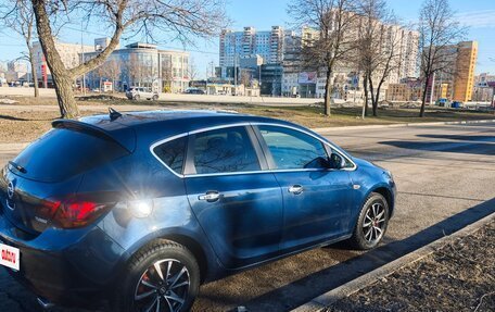 Opel Astra J, 2011 год, 850 000 рублей, 14 фотография