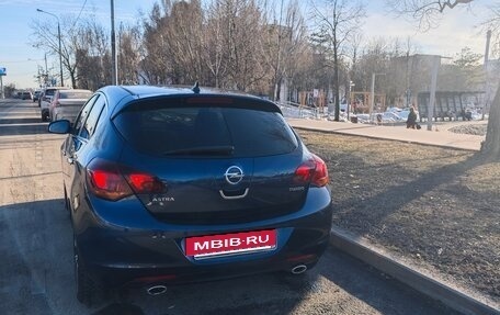 Opel Astra J, 2011 год, 850 000 рублей, 16 фотография