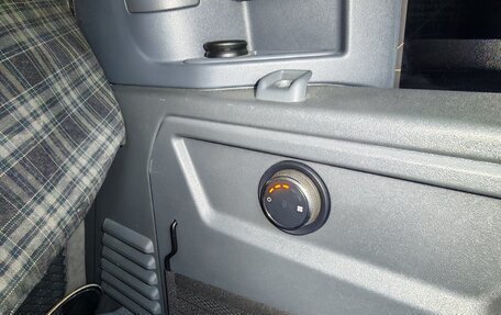 Land Rover Defender II, 2021 год, 5 150 000 рублей, 16 фотография