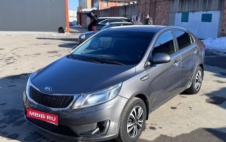 KIA Rio III рестайлинг, 2013 год, 620 000 рублей, 2 фотография
