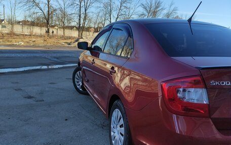 Skoda Rapid I, 2014 год, 950 000 рублей, 4 фотография