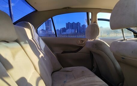 Mitsubishi Galant VIII, 2001 год, 400 000 рублей, 17 фотография