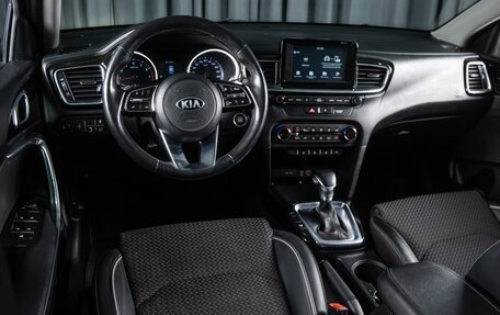 KIA cee'd III, 2019 год, 1 840 000 рублей, 10 фотография