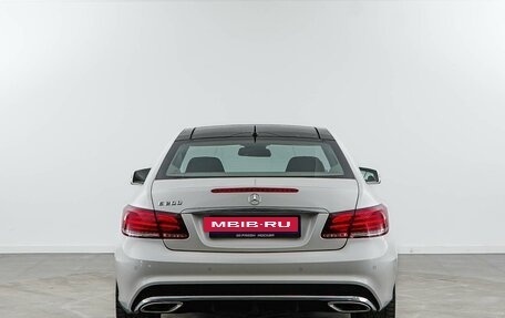 Mercedes-Benz E-Класс, 2015 год, 3 077 077 рублей, 4 фотография