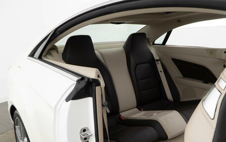 Mercedes-Benz E-Класс, 2015 год, 3 077 077 рублей, 8 фотография