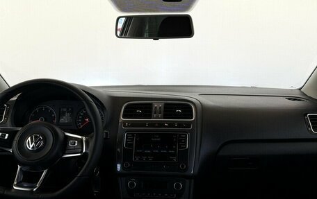 Volkswagen Polo VI (EU Market), 2018 год, 1 380 000 рублей, 5 фотография