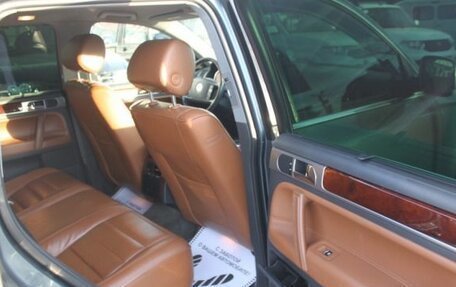 Volkswagen Touareg III, 2003 год, 550 000 рублей, 4 фотография