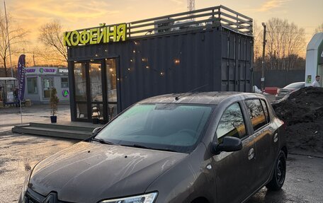 Renault Sandero II рестайлинг, 2019 год, 1 020 000 рублей, 2 фотография