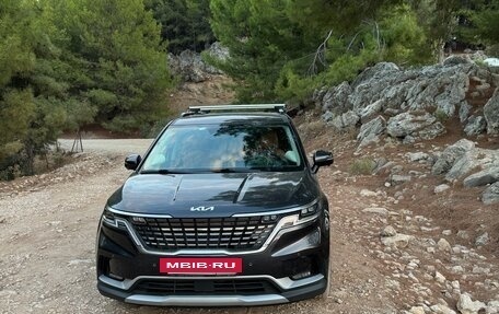 KIA Carnival, 2023 год, 5 100 000 рублей, 24 фотография