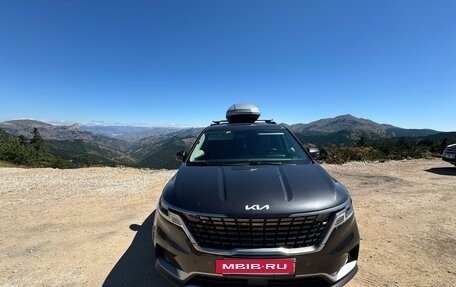 KIA Carnival, 2023 год, 5 100 000 рублей, 31 фотография