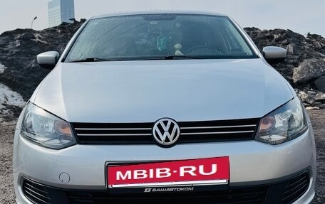 Volkswagen Polo VI (EU Market), 2013 год, 800 000 рублей, 3 фотография