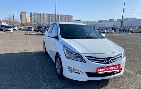 Hyundai Solaris II рестайлинг, 2016 год, 1 270 000 рублей, 2 фотография