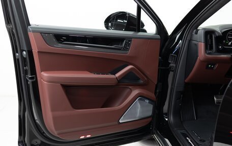 Porsche Cayenne III, 2026 год, 26 490 000 рублей, 8 фотография