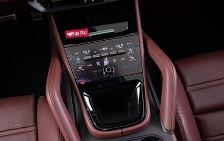 Porsche Cayenne III, 2026 год, 26 490 000 рублей, 19 фотография