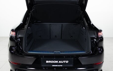 Porsche Cayenne III, 2026 год, 26 490 000 рублей, 34 фотография