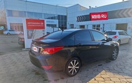 Hyundai Solaris II рестайлинг, 2015 год, 930 000 рублей, 4 фотография