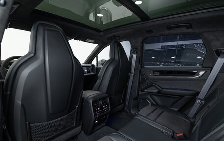 Porsche Cayenne III, 2026 год, 26 490 000 рублей, 28 фотография